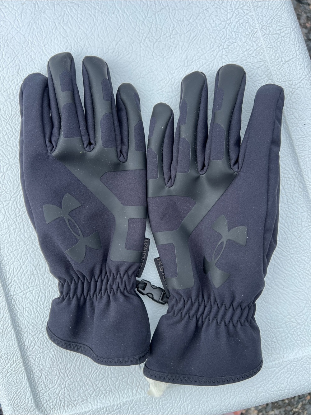 Under Armour Black Thermal Grip Gloves